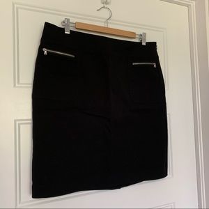 Ralph Lauren - Black Stretch Pencil Skirt - Size 12